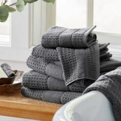 Market & Place Cotton Quick Dry Waffle Weave 4-Pack Bath Towel Set -Lunara Bath Store GUEST 04fee39a 69a9 4d2e aad1 3d109aa1dd4f