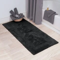 24"x60" 100% Cotton Reversible Bath Mat Black - Hastings Home