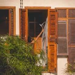 Nebia Corre Four Function Fixed Shower Hand Bathroom Hardware Set Chrome - Brondell -Lunara Bath Store GUEST 57cb1904 1b2d 4c73 a688 8e958611630d