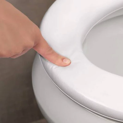 Clorox Wiggle Free Round Soft Cushion Toilet Seat With Easy-Off Hinges 4 Clorox Wiggle Free Round Soft Cushion Toilet Seat With Easy-Off Hinges - Image 2