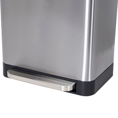 Hefty 52.2L Stainless Waste Step Trash Can 5 Hefty 52.2L Stainless Waste Step Trash Can - Image 3